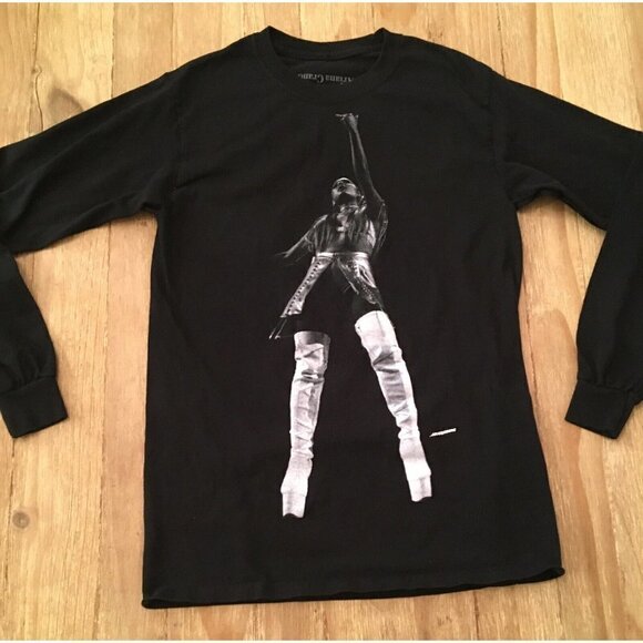 Ariana Grande Sweetener 2019 Tour Live In Concert Long Sleeve T Shirt - Small - Picture 1 of 4